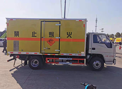 福建爆破器材运输车技术升级与安全合规新趋势